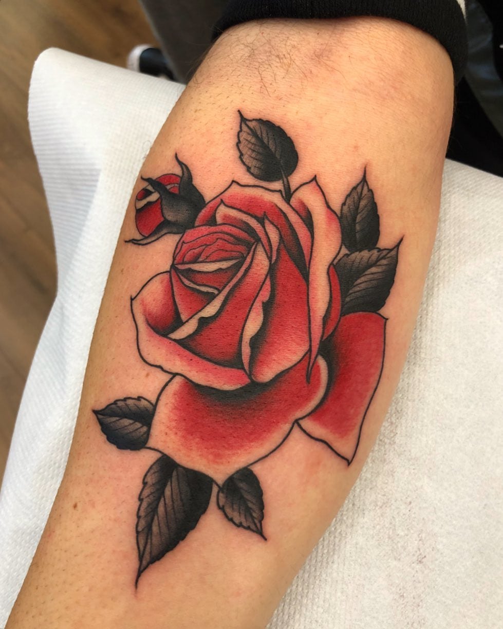 rosa tatuaje